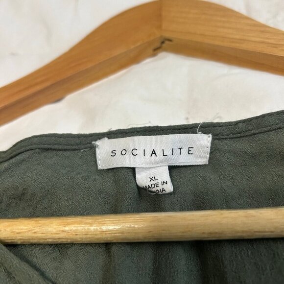 Socialite Forest Green Crisscross V-Neck Long Sleeve Lightweight Blouse Size XL - Picture 4 of 6